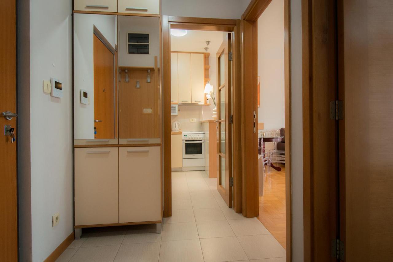 City Nest Apartment Ποντγορίτσα Εξωτερικό φωτογραφία